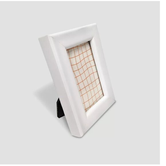 Harbortown 24 Pack 2x3 Inch Soft Linear Profile Mini Picture Frames White - Picture 4 of 6